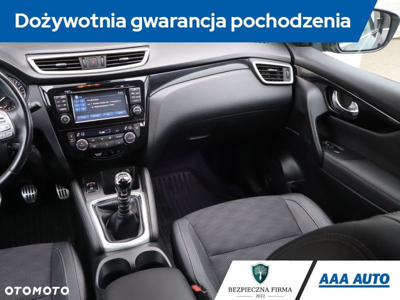 Nissan Qashqai - 10