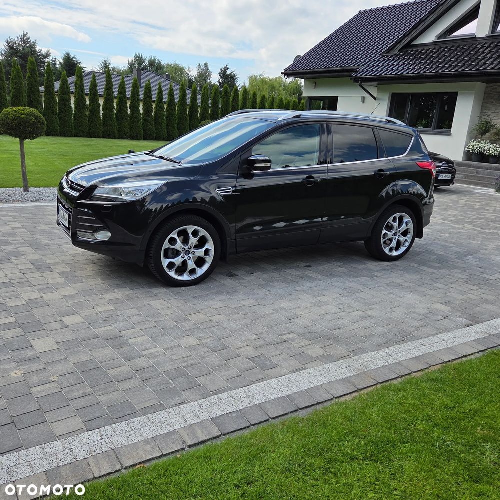 Ford Kuga - 1