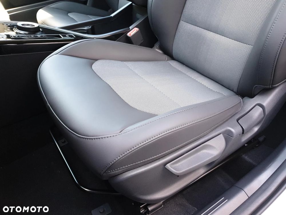 Kia Niro 1.6 GDI Hybrid L - 12