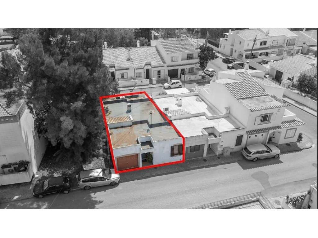 Moradia T4 na Bemposta, Alvor | Um Ativo Imobiliário Raro no Coraçã... - Grande imagem: 2/22