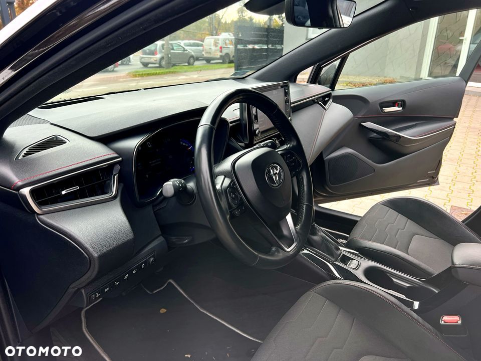 Toyota Corolla 2.0 Hybrid Executive - 9