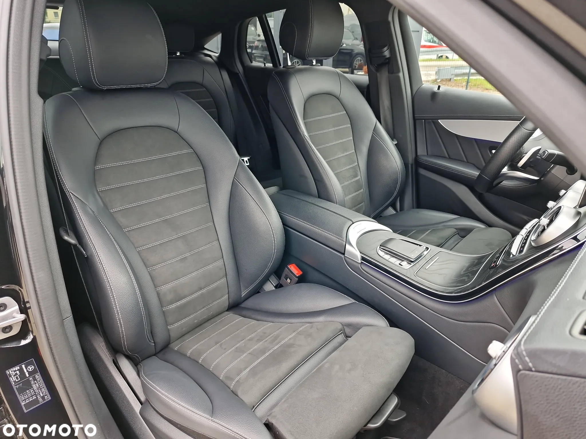 Mercedes-Benz GLC Coupe 200 4-Matic - 21
