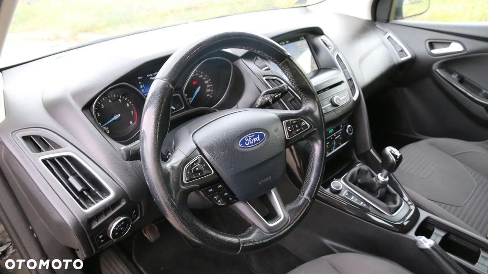 Ford Focus 1.5 EcoBoost Titanium ASS - 13