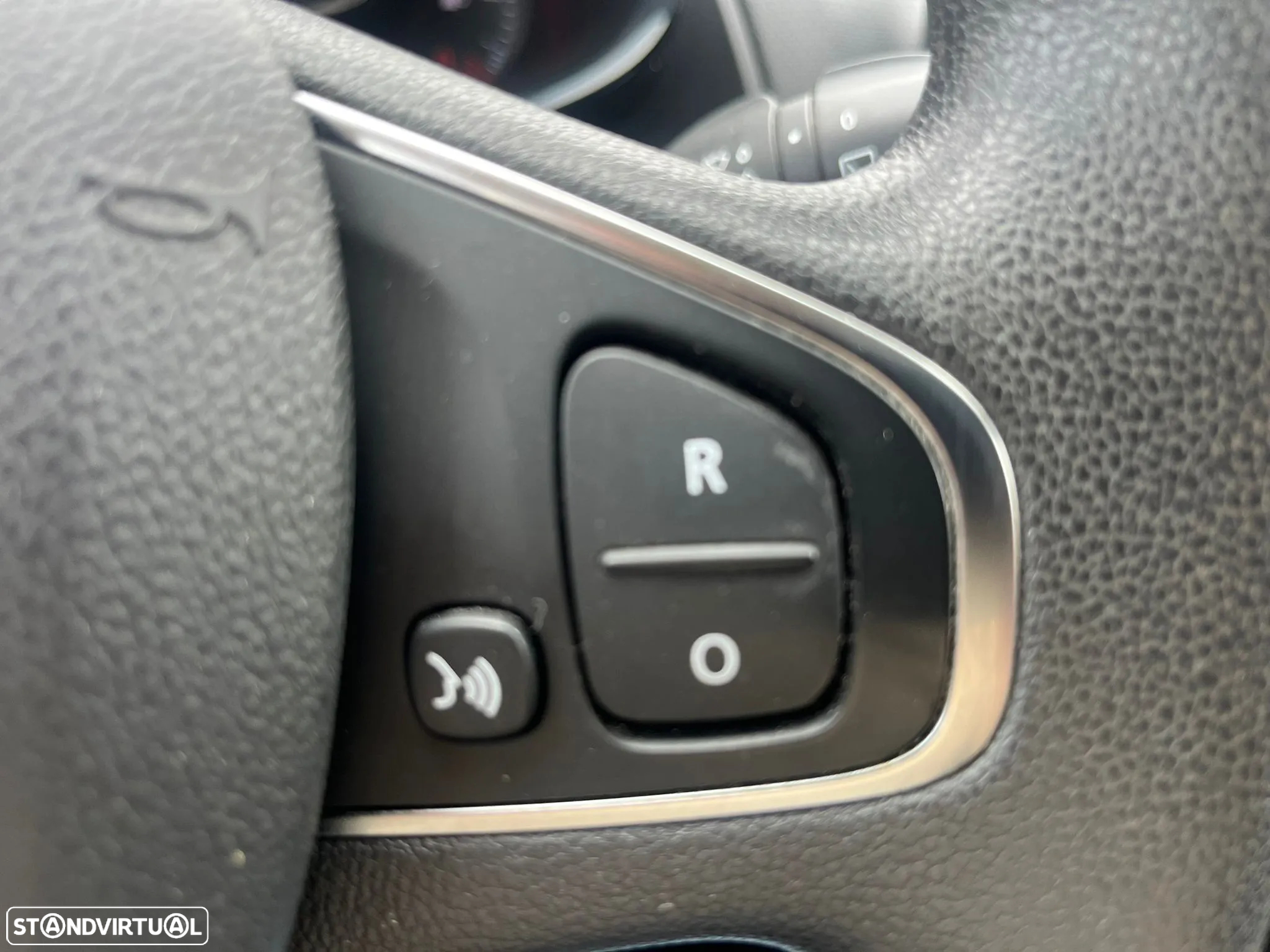 Renault CLIO 1.5 dCI 75cv - ZEN - AC - IVA DEDUTÍVEL - 27