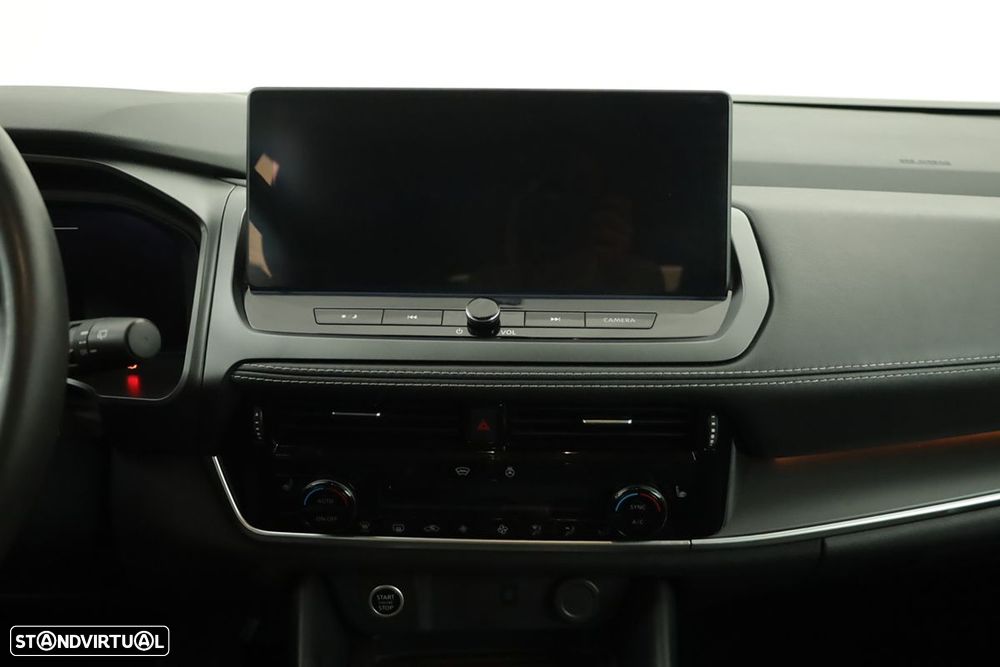 Nissan Qashqai 1.3 DIG-T N-Connecta LED Xtronic - 9