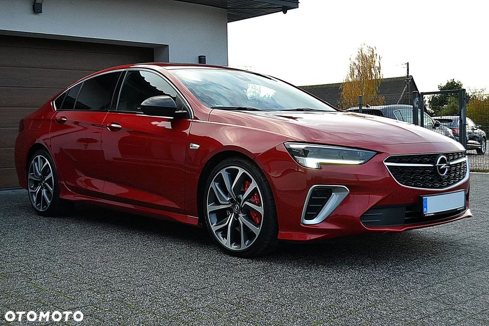 Opel Insignia 2.0 T 4x4 GSi S&S - 3