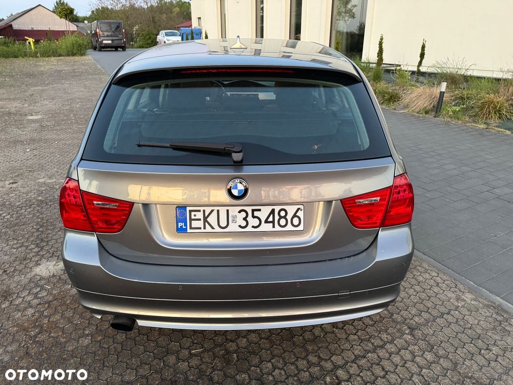 BMW Seria 3 316i - 8