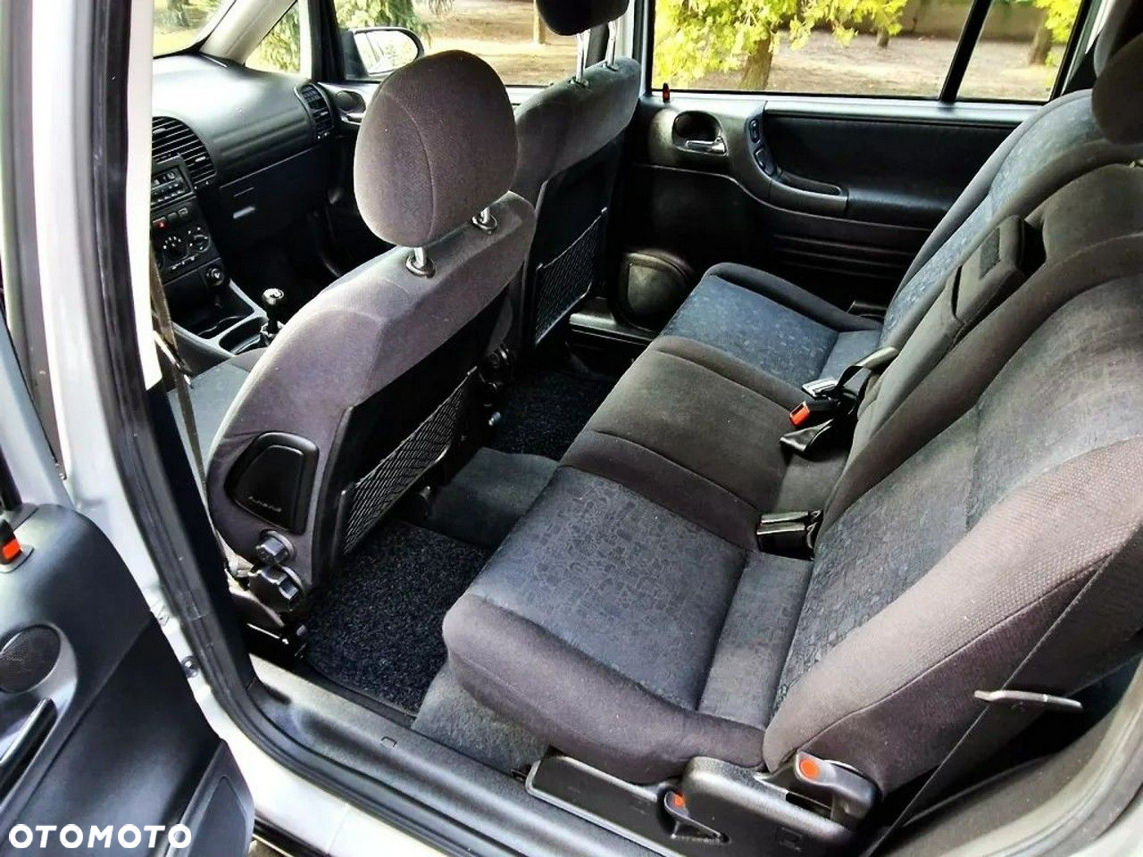 Opel Zafira 1.6 16V Elegance - 9