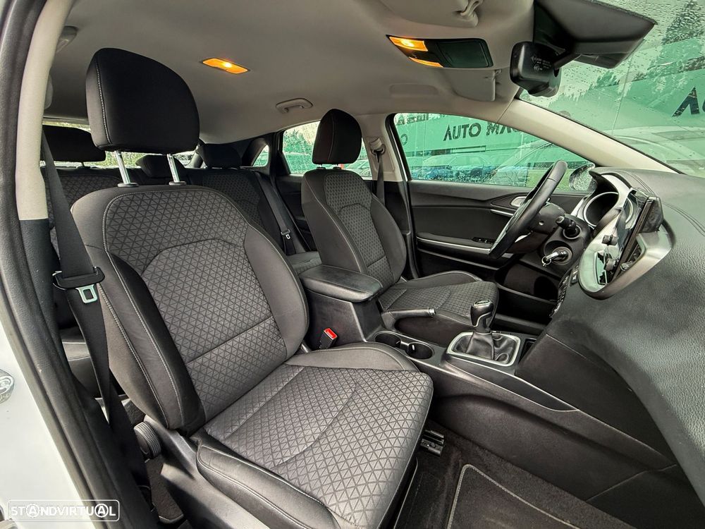 Kia Ceed 1.0 T-GDI Urban - 7