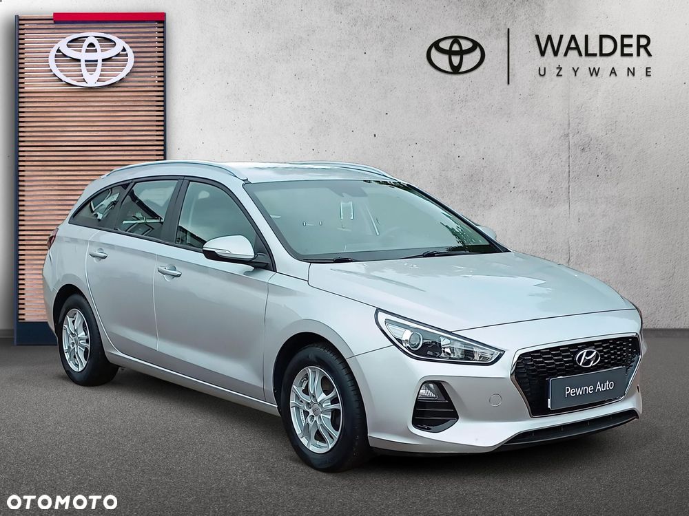 Hyundai i30 1.4 Classic + - 8