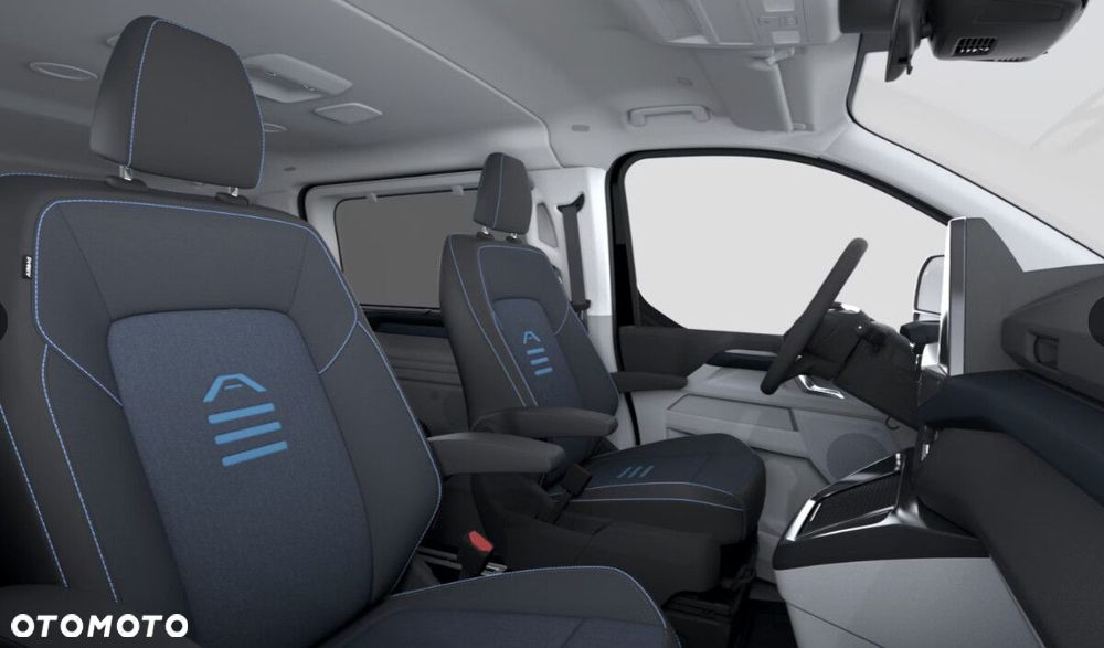 Ford Tourneo Custom - 12