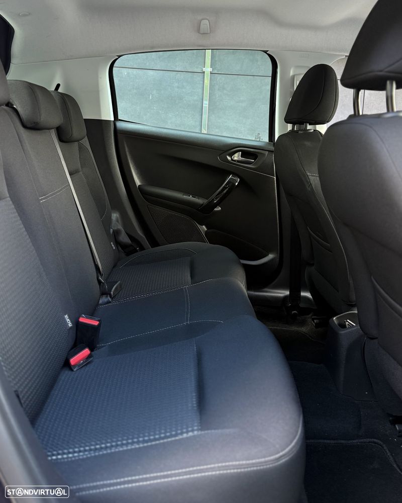 Peugeot 208 PureTech 110 Stop & Start Allure - 10