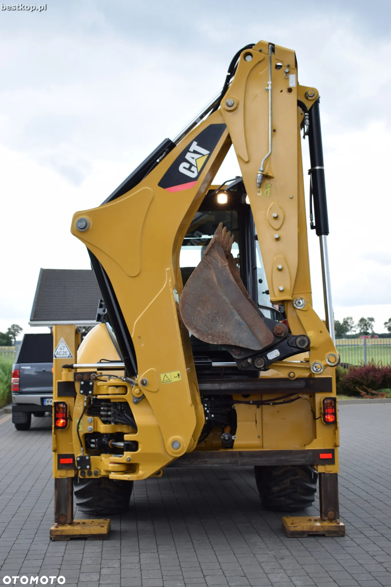Caterpillar CAT 432E Premier - 8