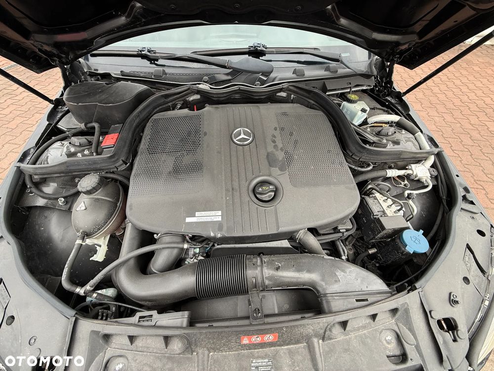 Mercedes-Benz Klasa C 220 CDI DPF (BlueEFFICIENCY) Elegance - 30