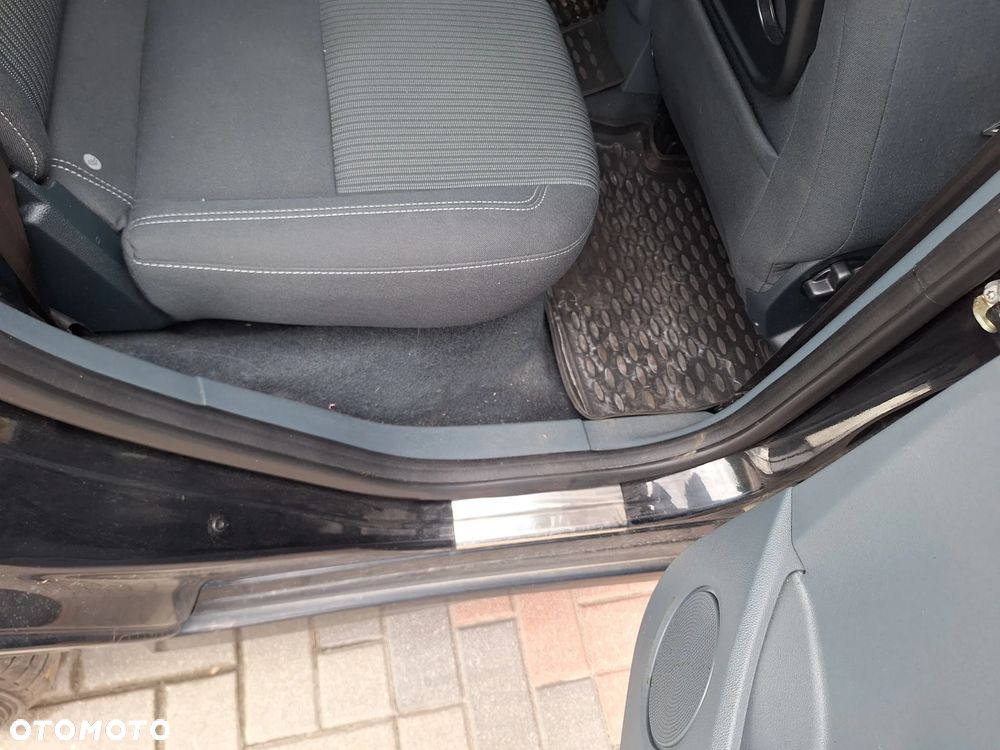 Ford C-MAX 1.6 TDCi Start-Stop-System Titanium - 21