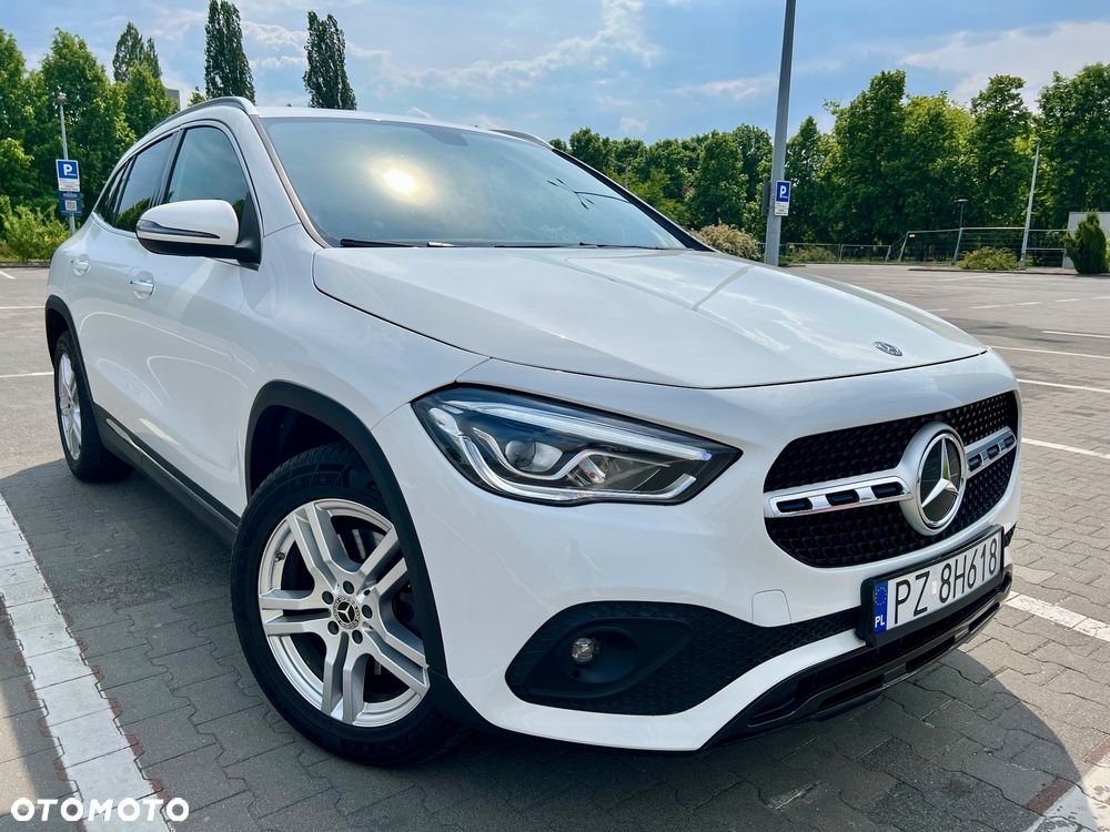 Mercedes-Benz GLA 250 8G-DCT - 2