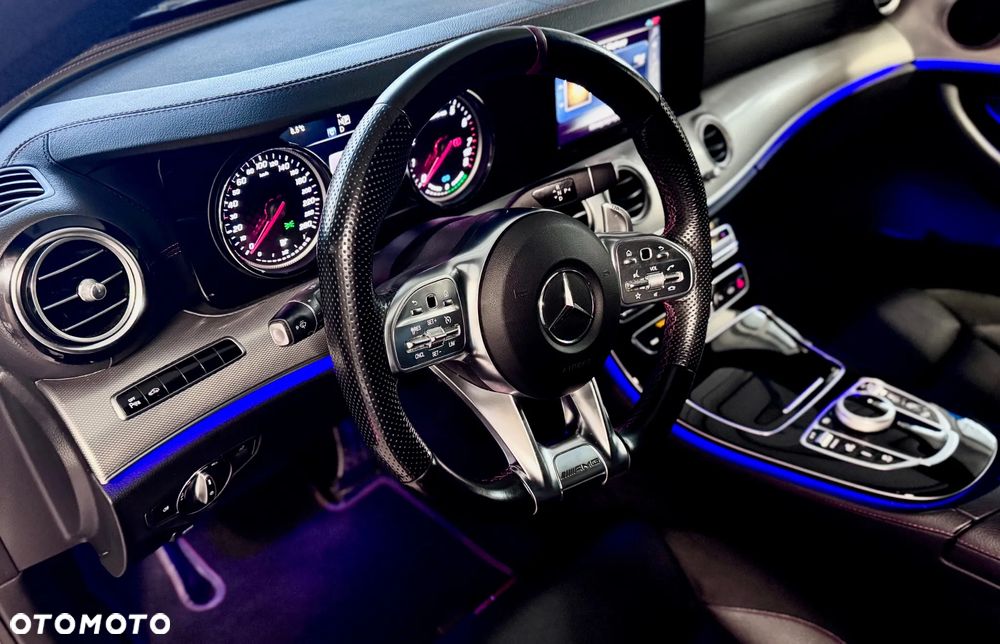 Mercedes-Benz Klasa E - 8