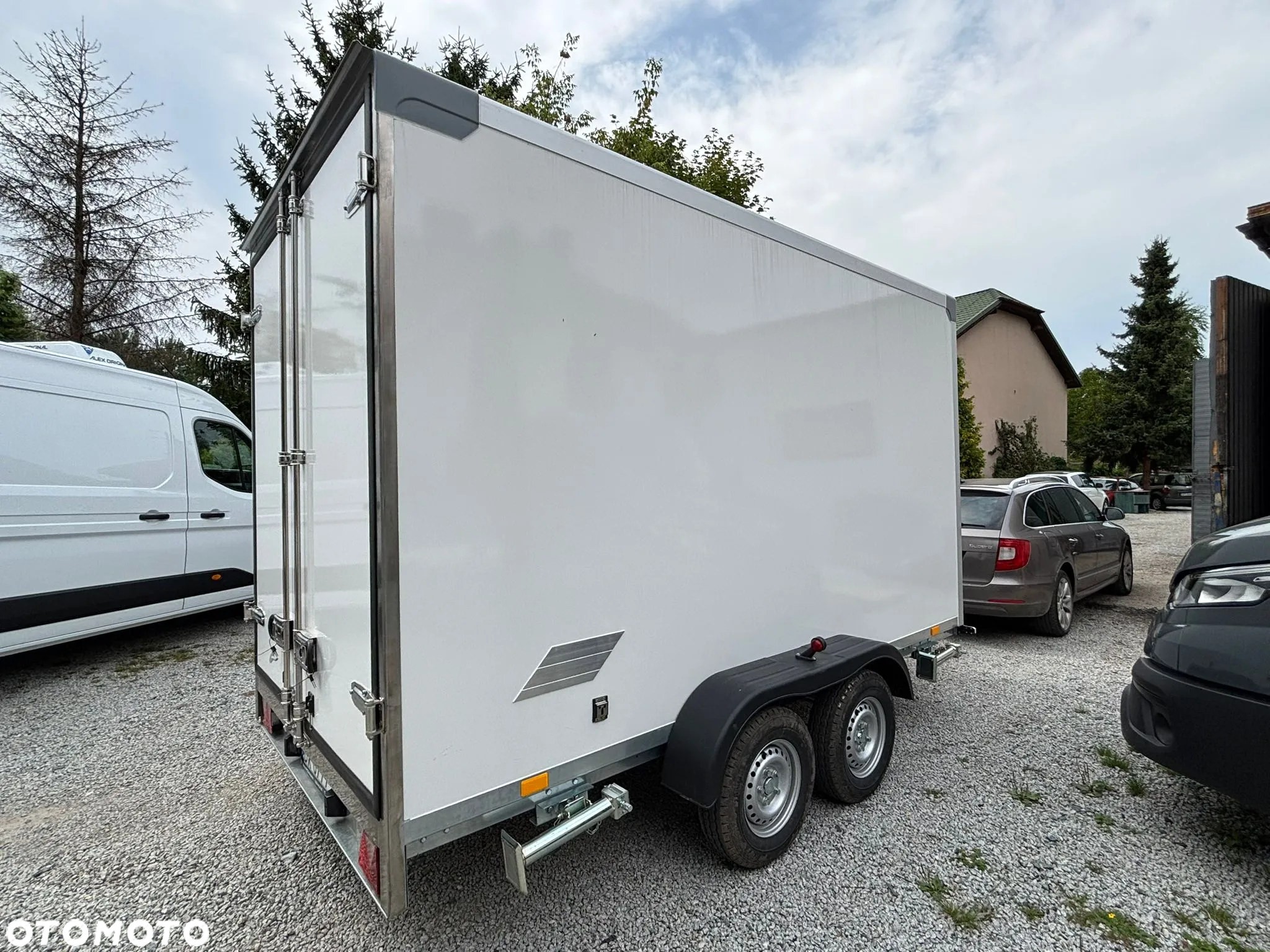 Niewiadów PRZYCZEPA CHŁODNIA KAT 360 2700kg (TANDEM) - 3