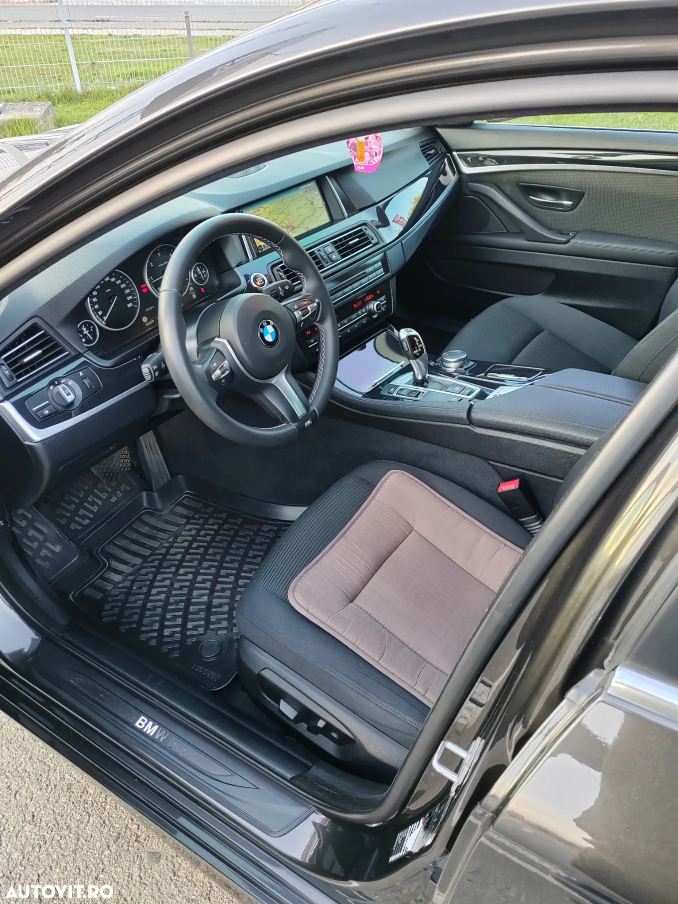 BMW Seria 5 525d Aut. - 8