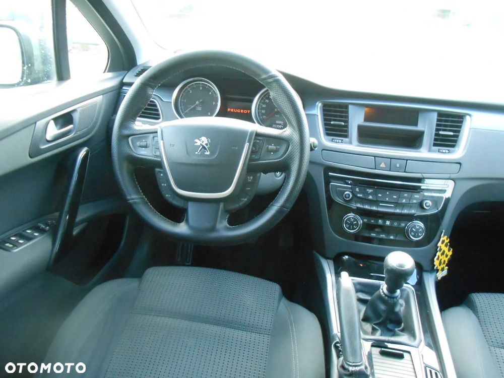 Peugeot 508 HDi FAP 140 Active - 10