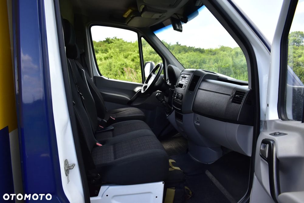 Mercedes-Benz Sprinter - 19