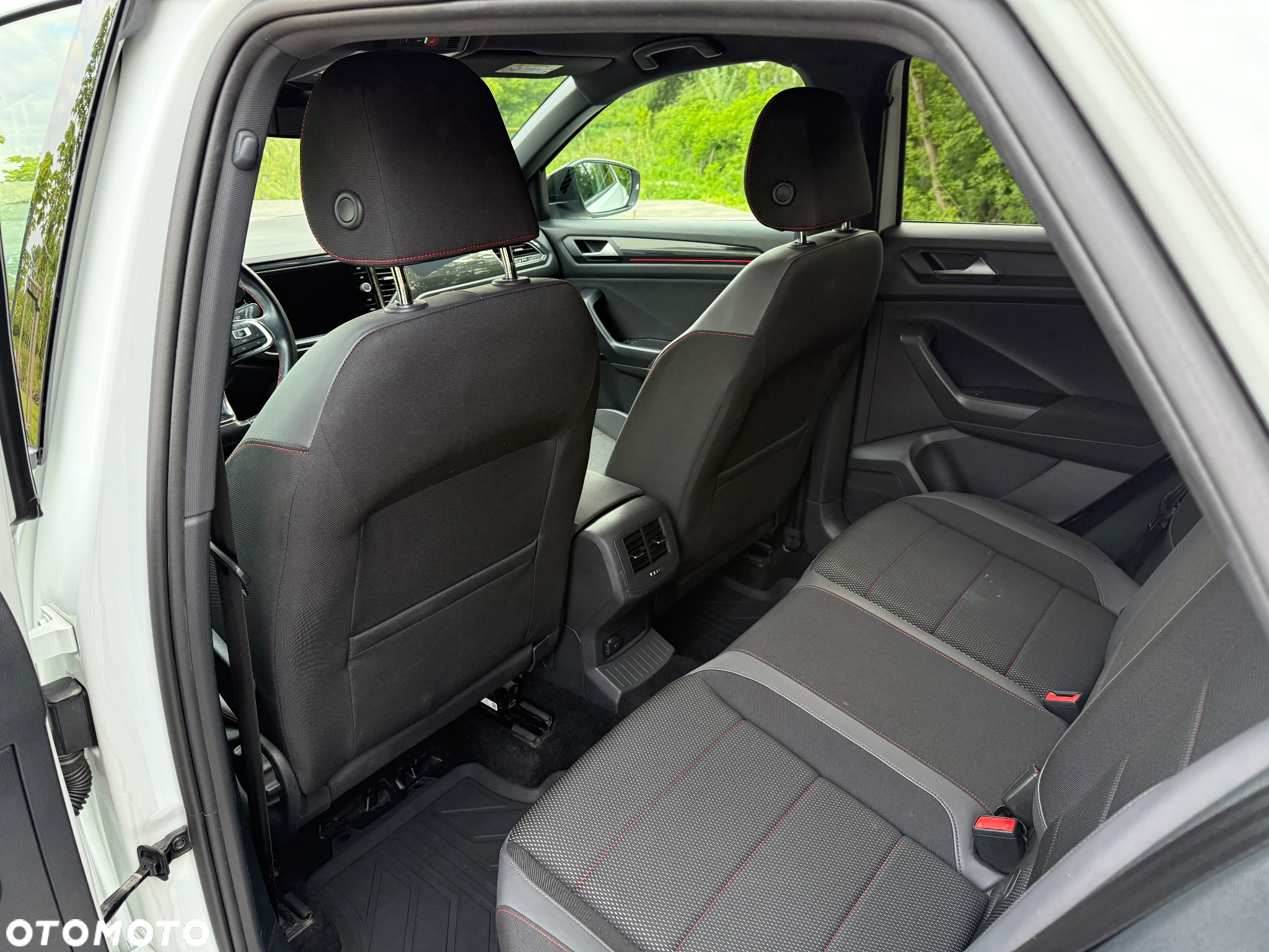 Volkswagen T-Roc 1.5 TSI ACT Premium DSG - 10