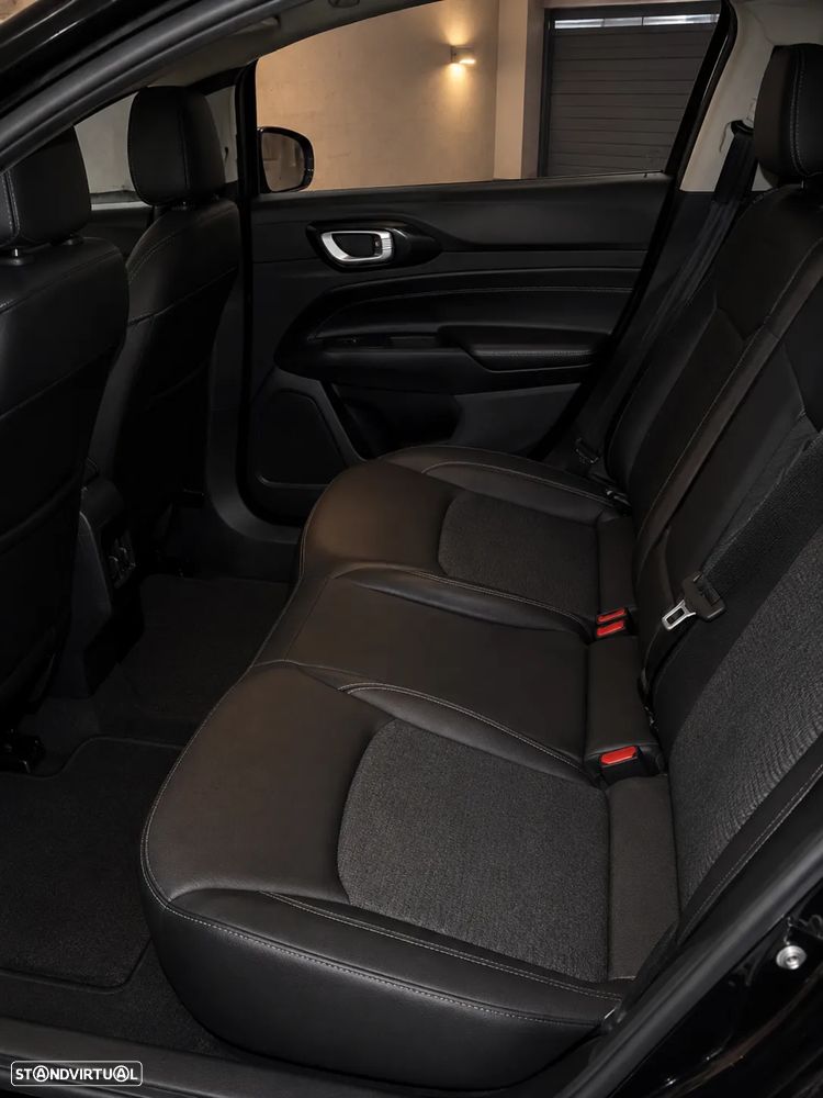 Jeep Compass - 4