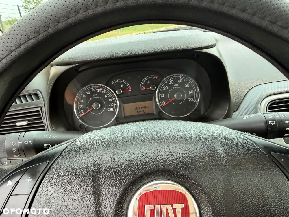 Fiat Grande Punto - 17
