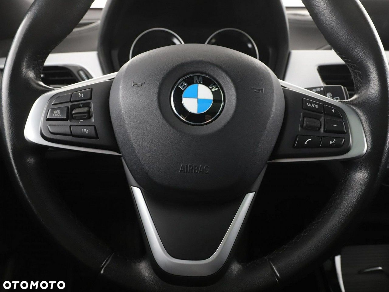 BMW X2 - 21