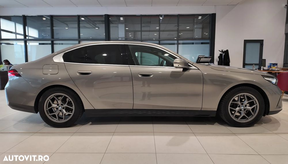 BMW Seria 5 520d xDrive AT MHEV - 8