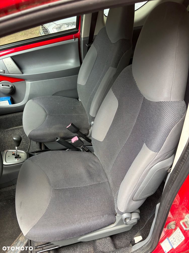 Peugeot 107 70 2-Tronic Filou - 4