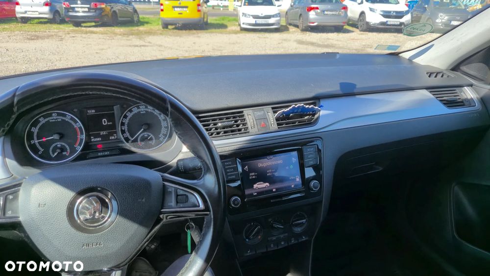 Skoda RAPID 1.0 TSI Active - 11