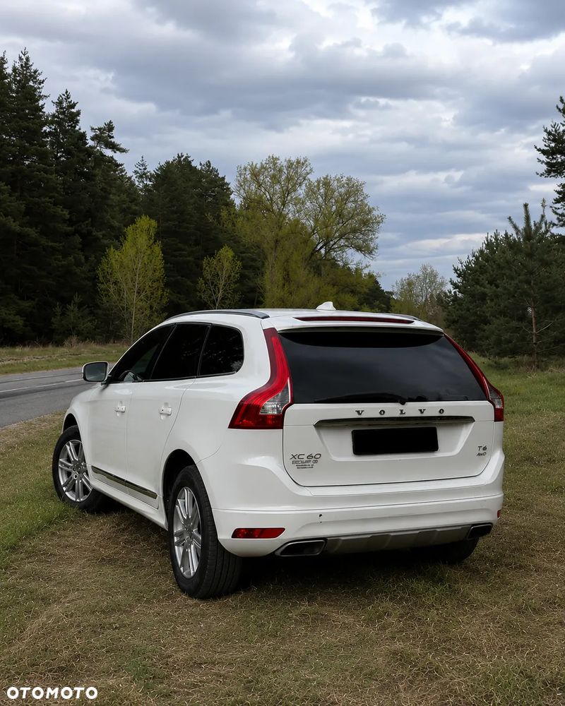 Volvo XC 60 T6 AWD Geartronic Linje Inscription - 3