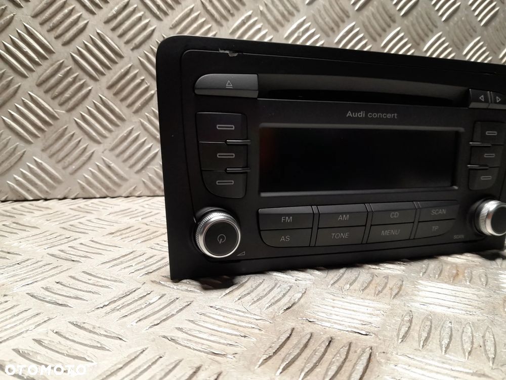 AUDI A3 8P RADIOODTWARZACZ CD AUDI CONCERT 8P0035186AB - 2