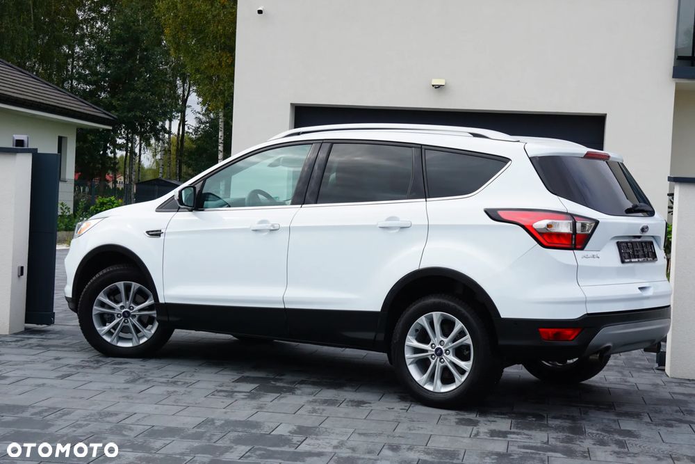 Ford Kuga 1.5 EcoBoost 2x4 Titanium - 12
