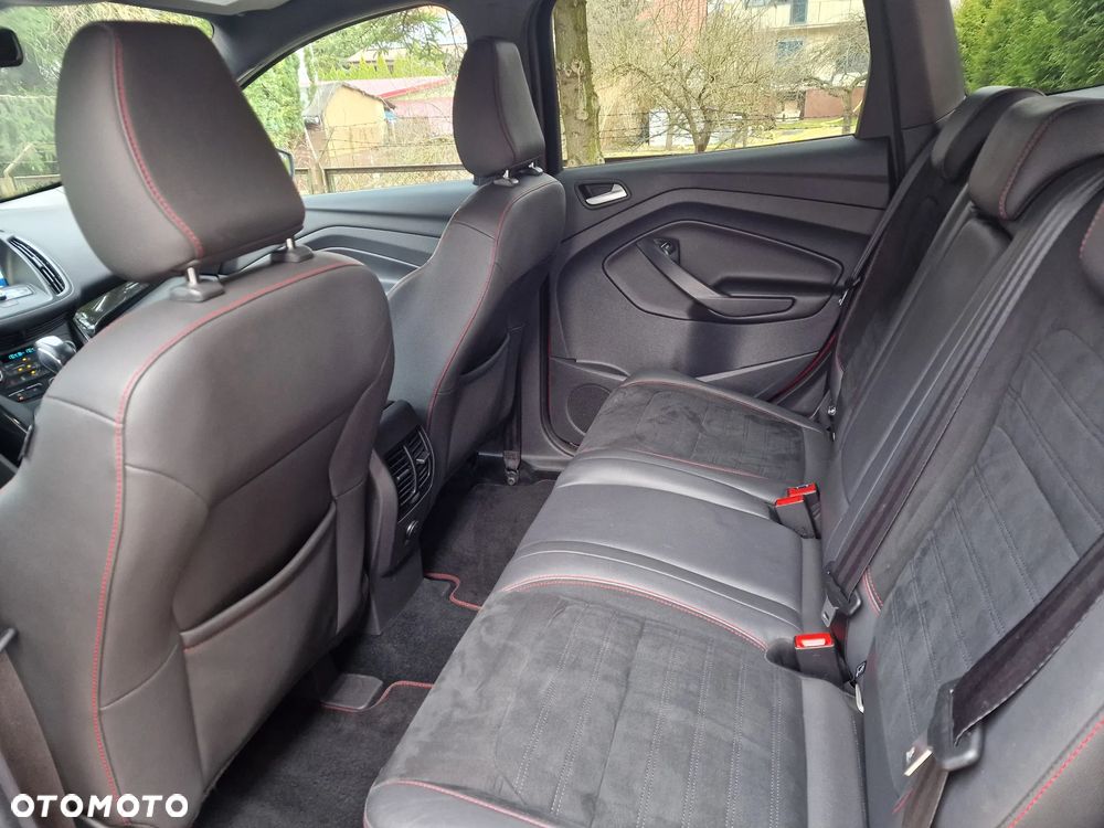 Ford Kuga 2.0 TDCi AWD ST-Line - 10