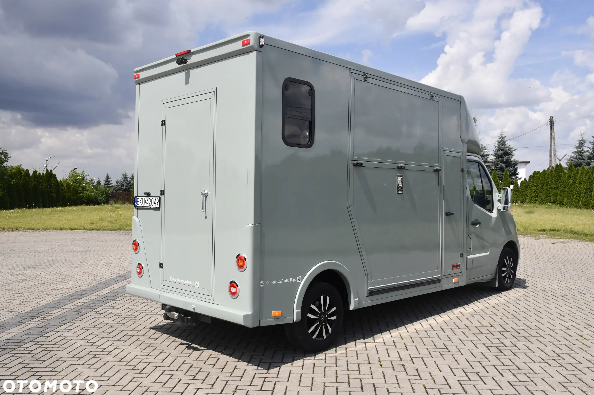 Renault Master Koniowóz - 14