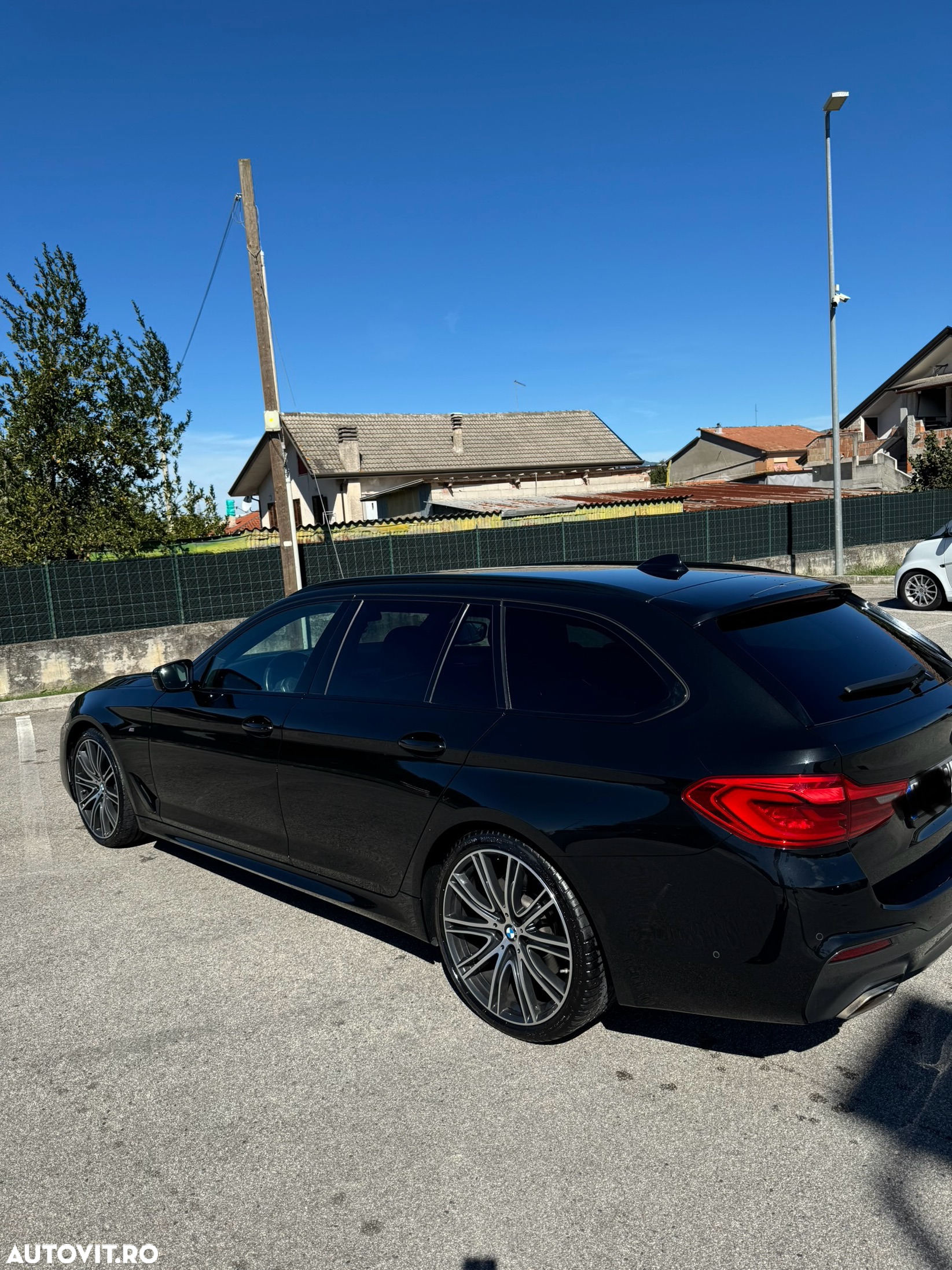 BMW Seria 5 530d xDrive Touring Aut. Sport Line - 6