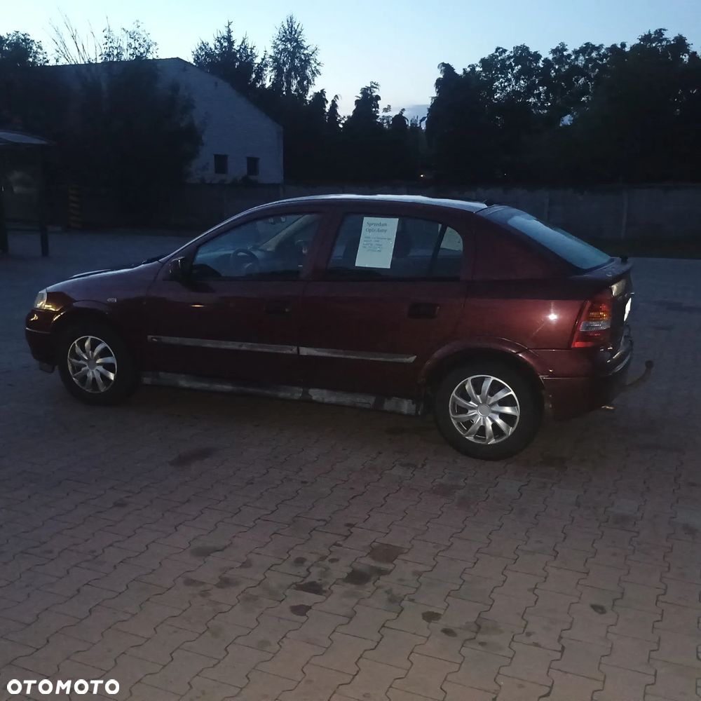 Opel Astra 1.6 - 7