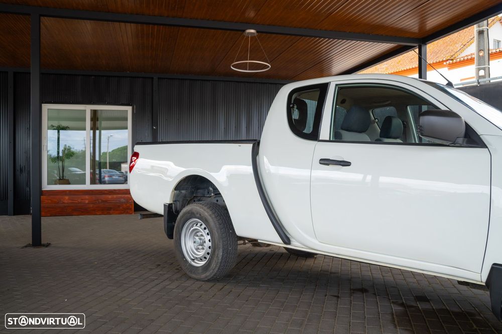 Mitsubishi L200 2.5 DI-D Club Intense 3L 4WD - 3