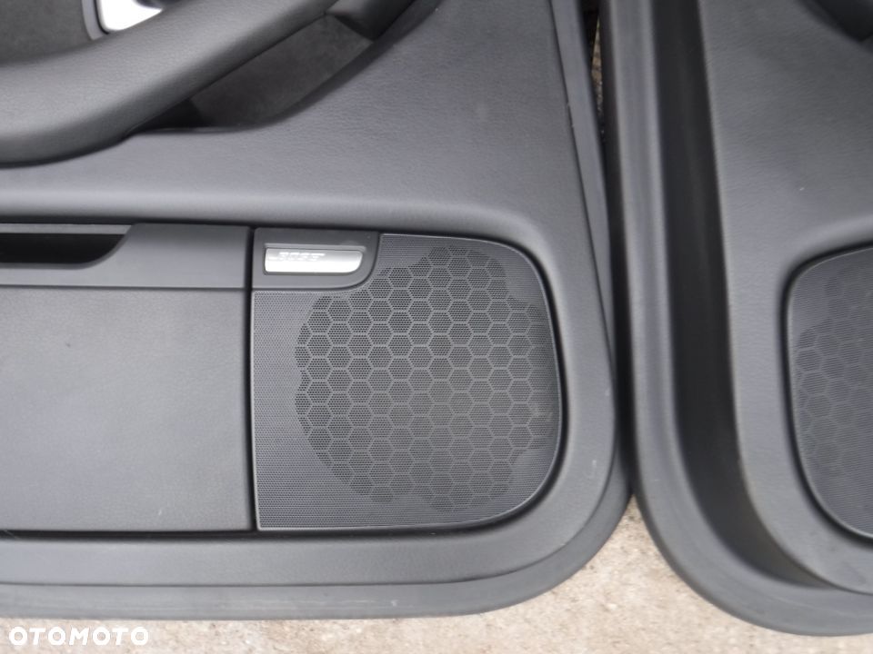 Audi A8 D3 Lift   tapicerki boczki drzwi bose EUROPA komplet - 8