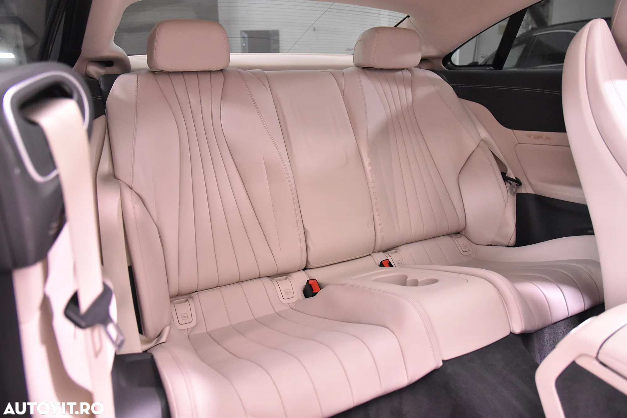Mercedes-Benz E 300 d 4MATIC Coupe MHEV Aut. - 13