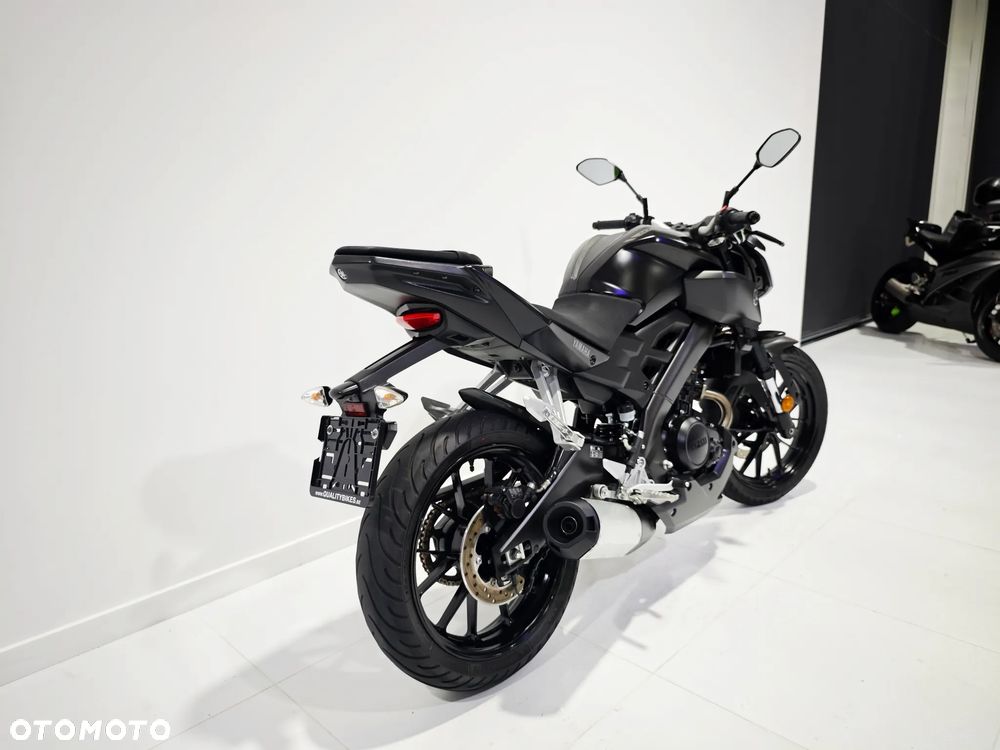 Yamaha MT - 8