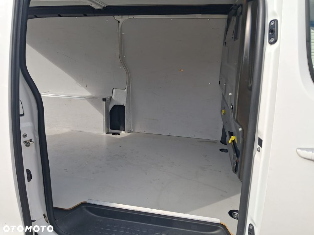 Peugeot Expert Long 2.0 blue HDI - 10