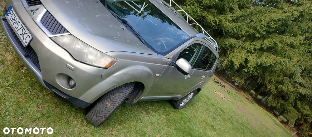 Mitsubishi Outlander 2.2 DI-D 4WD Invite - 16