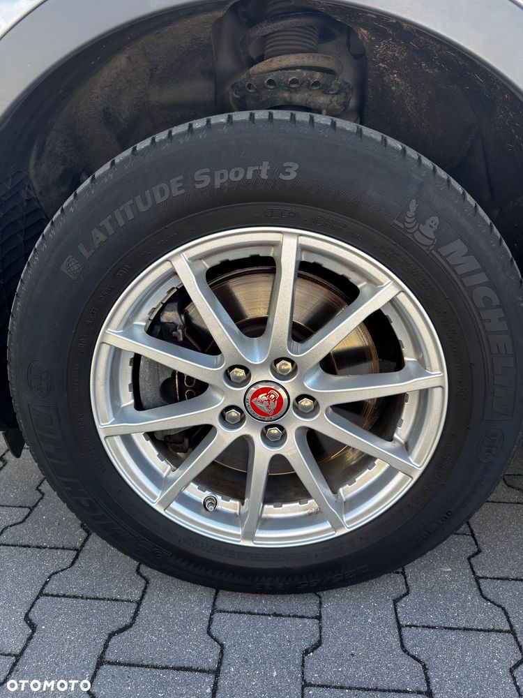 Jaguar E-Pace 2.0 i4D AWD - 14