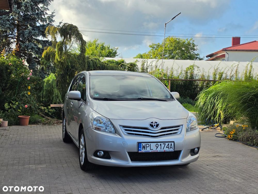 Toyota Verso - 33