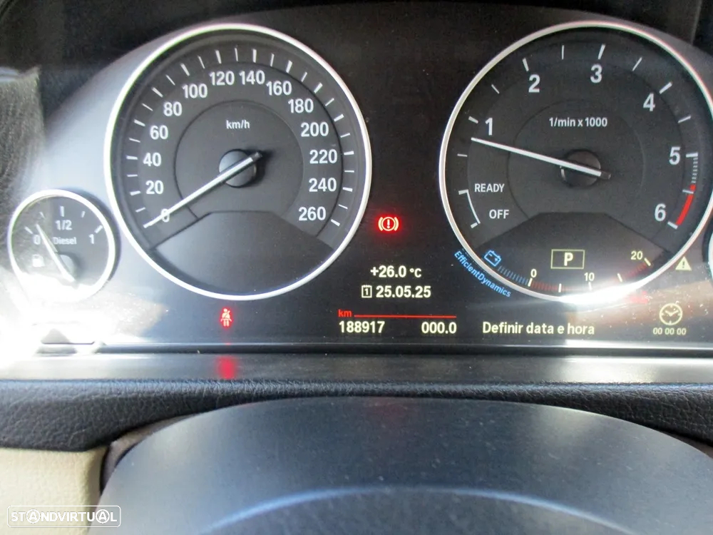BMW 318 d Auto Exclusive - 15