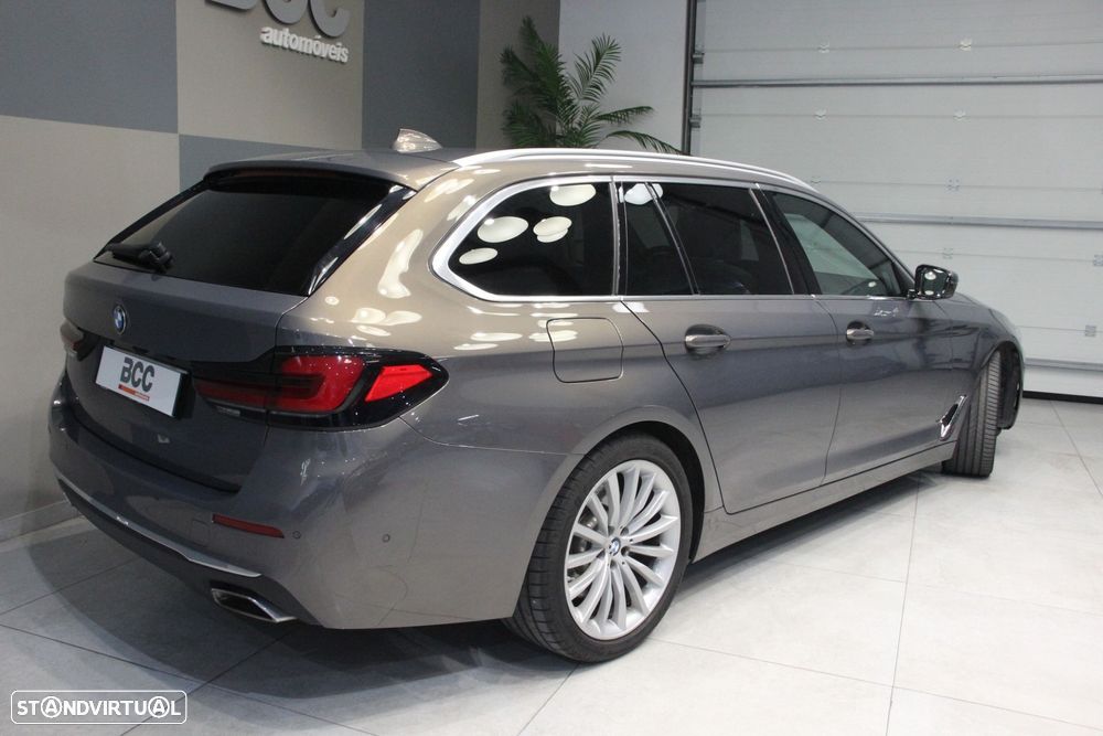 BMW 540 d xDrive Line Luxury Auto - 4