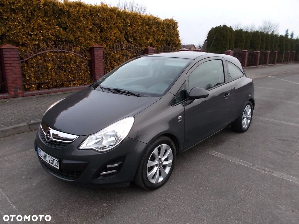 Opel Corsa 1.2 16V Enjoy - 1